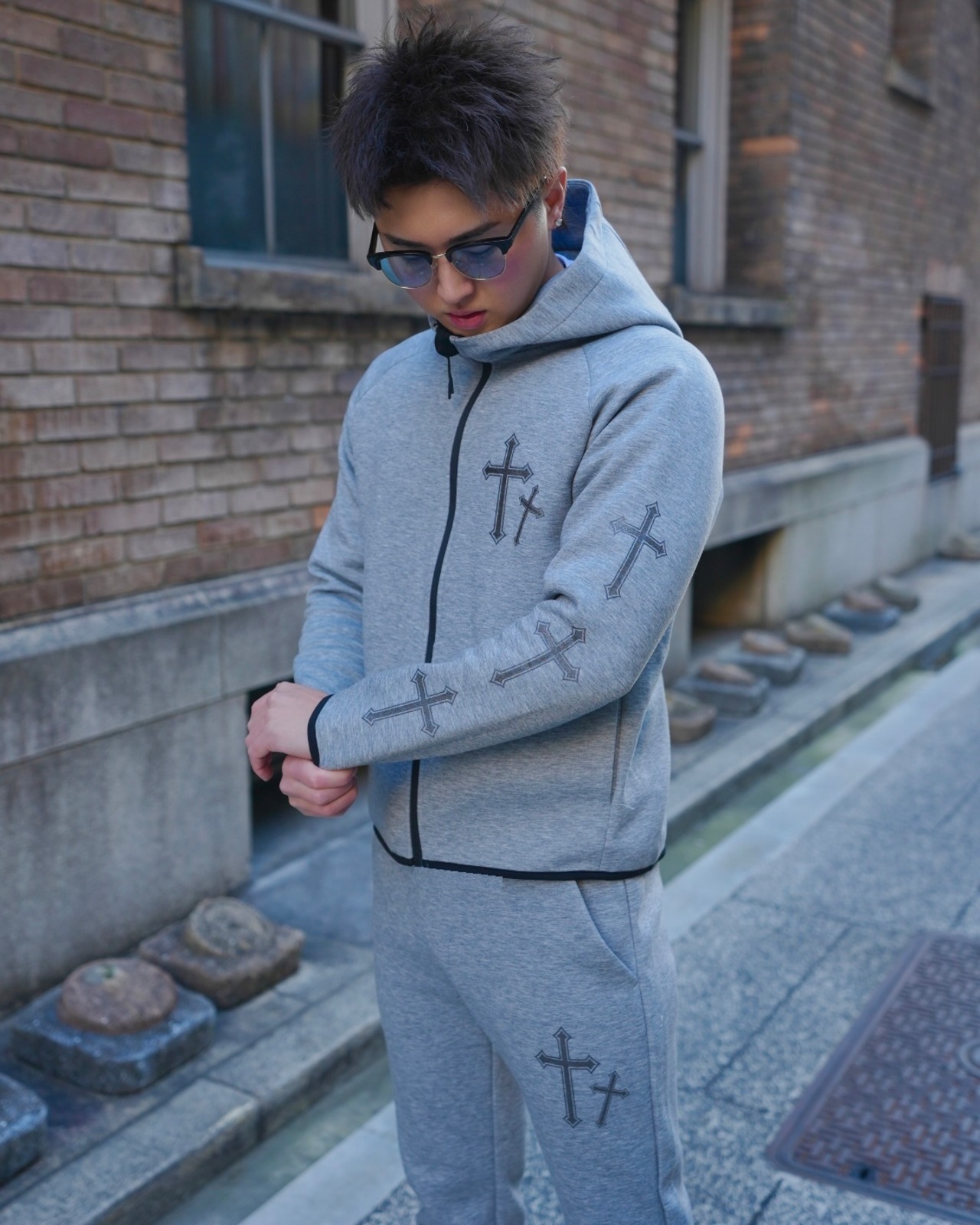 Cross Sweat Parker Gray【BS25-001】