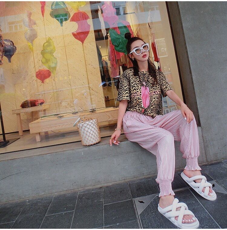 ☆ レオパード Tシャツ トップス ヒョウ柄 アニマル ピンク