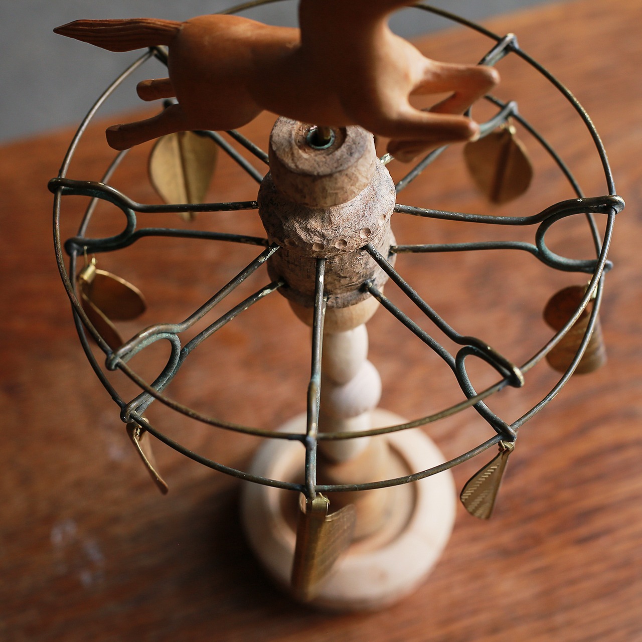 【 MEGURI series 】メリーゴーランドを操る馬