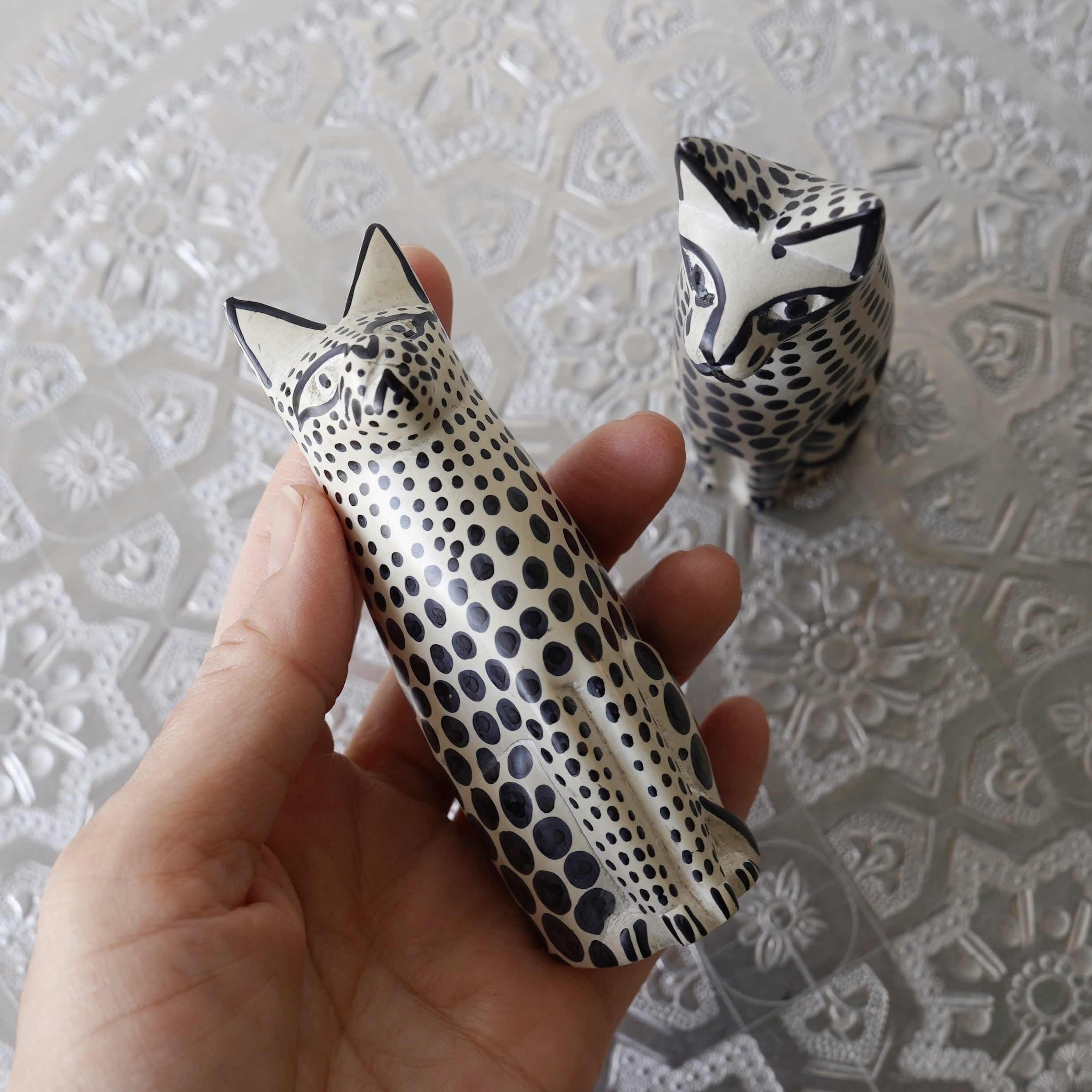 ポルカドットネコ | Sweet Things