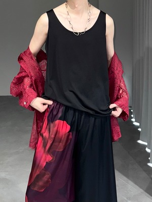 no sleeve tops / black