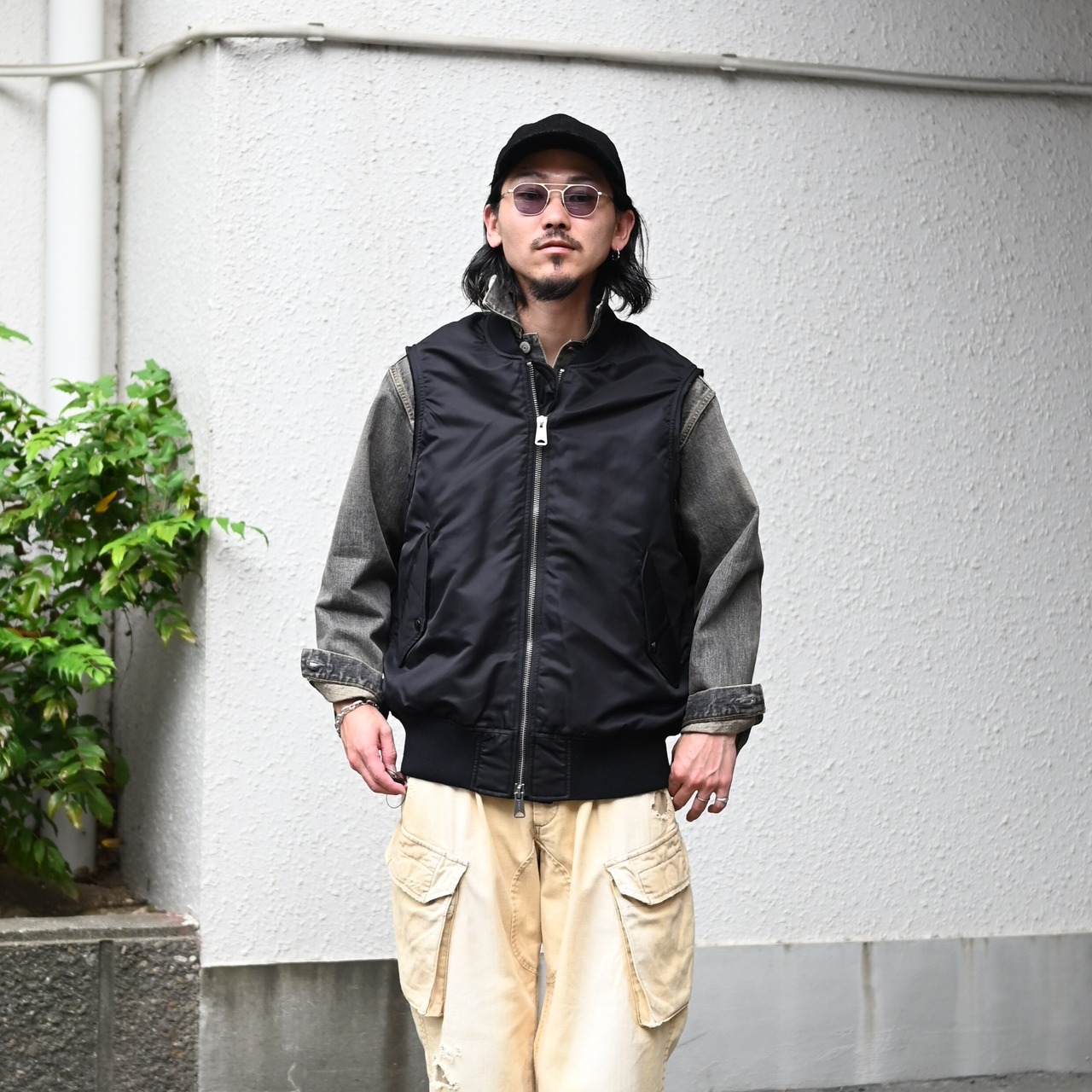 The DUFFER N NEPHEWS / CUT OFF FLIGHT VEST