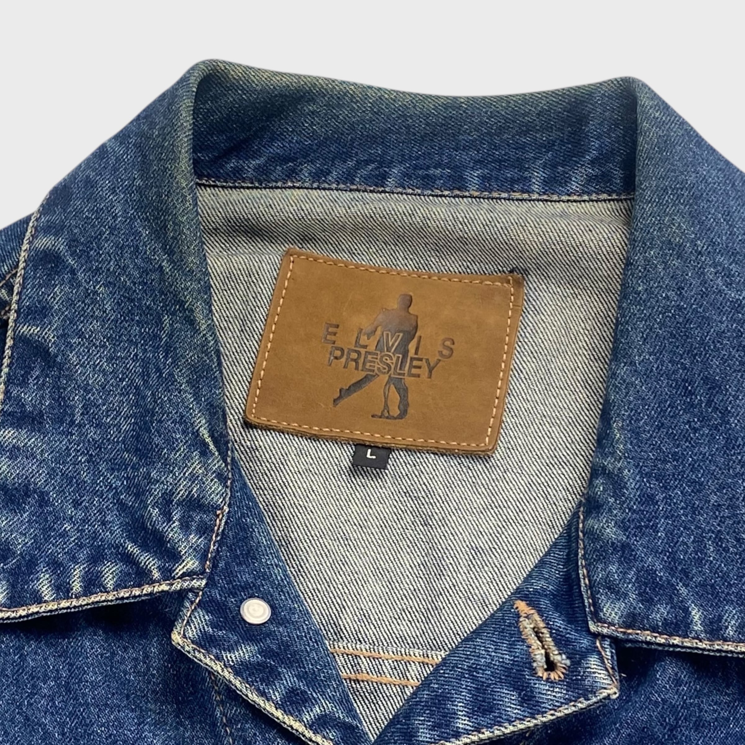 エルヴィス プレスリー公式のGraceland サンダイヤル刺繍ジャンパー エルヴィス・プレスリーのレプリカ PEACOCK ジャンプスーツ、ベルト