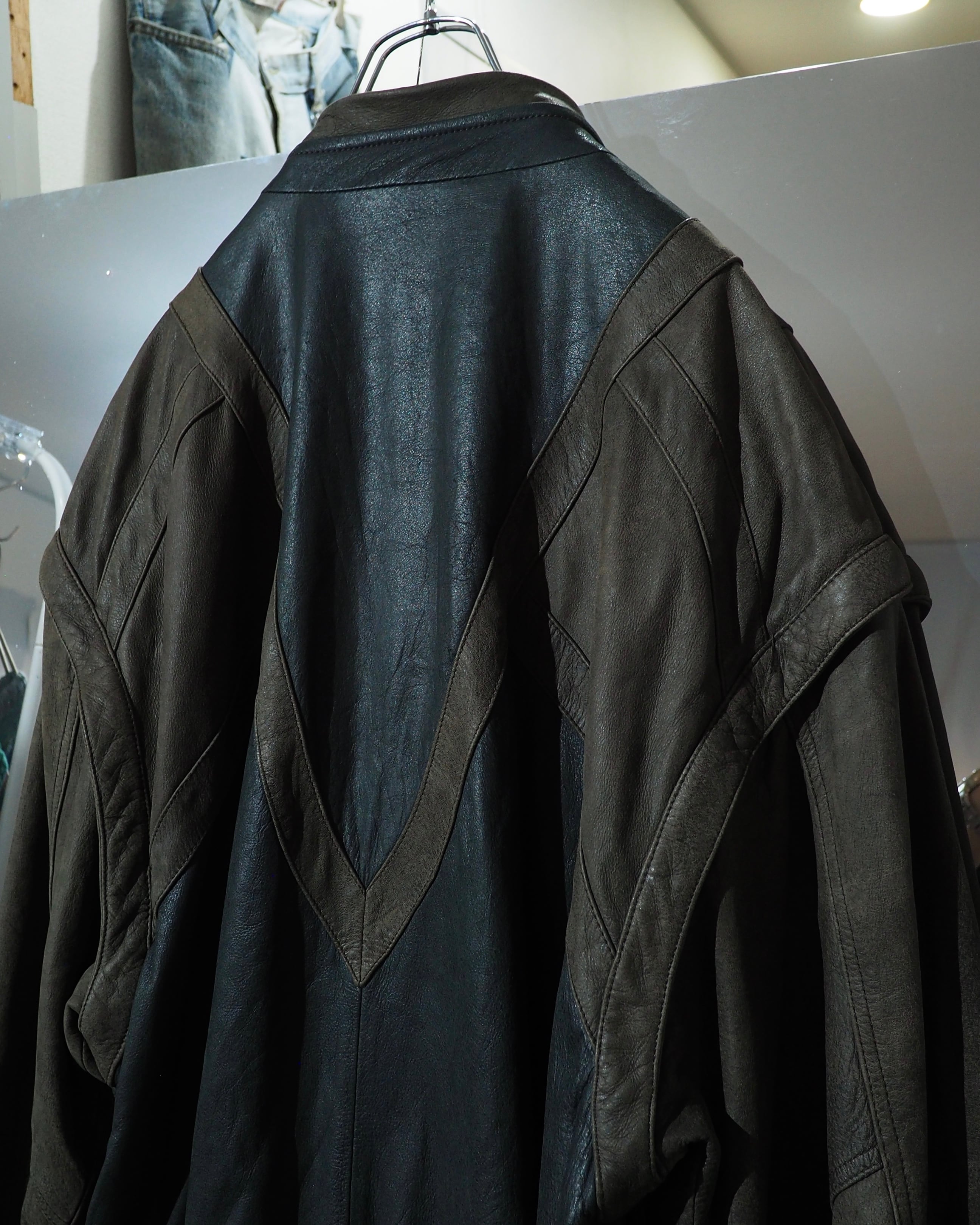 " 変形 × 分離 " Sleeve Detachable Gimmick × Panel Switching Vintage Loose Leather Jacket