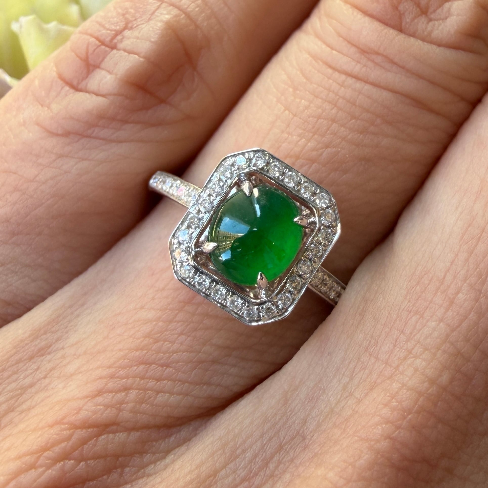 Jade & Diamond WG Ring RC0331 | Victorian Box