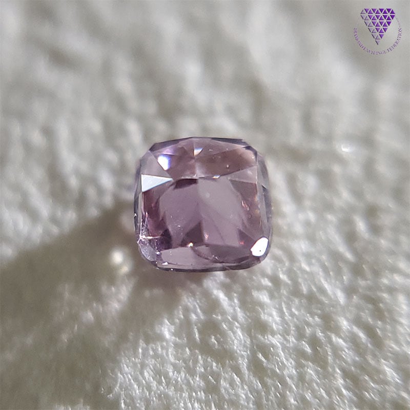 0.126ct  SI-2 FANCY LIGHT PINK PURPLE