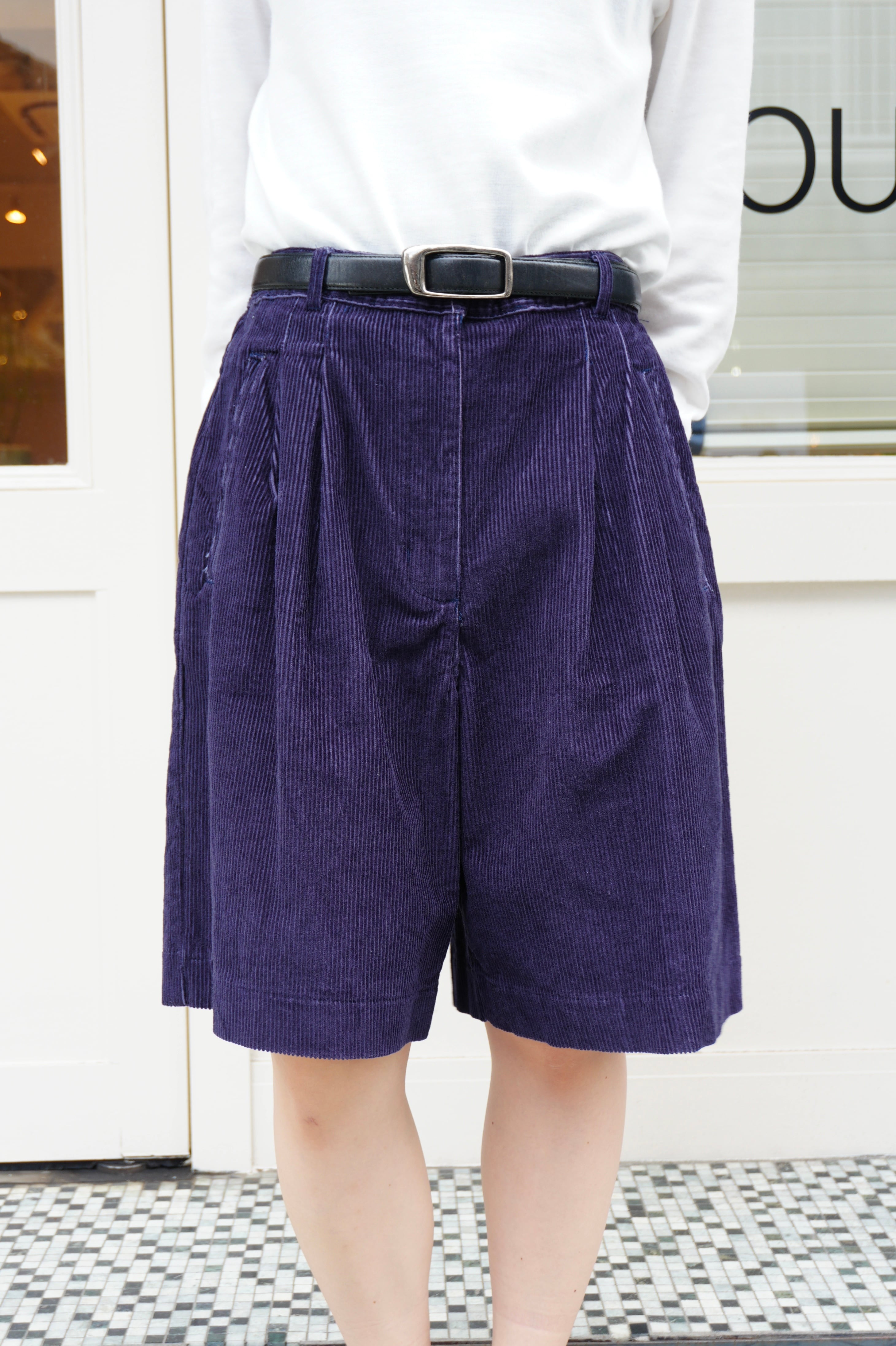 used corduroy short pants