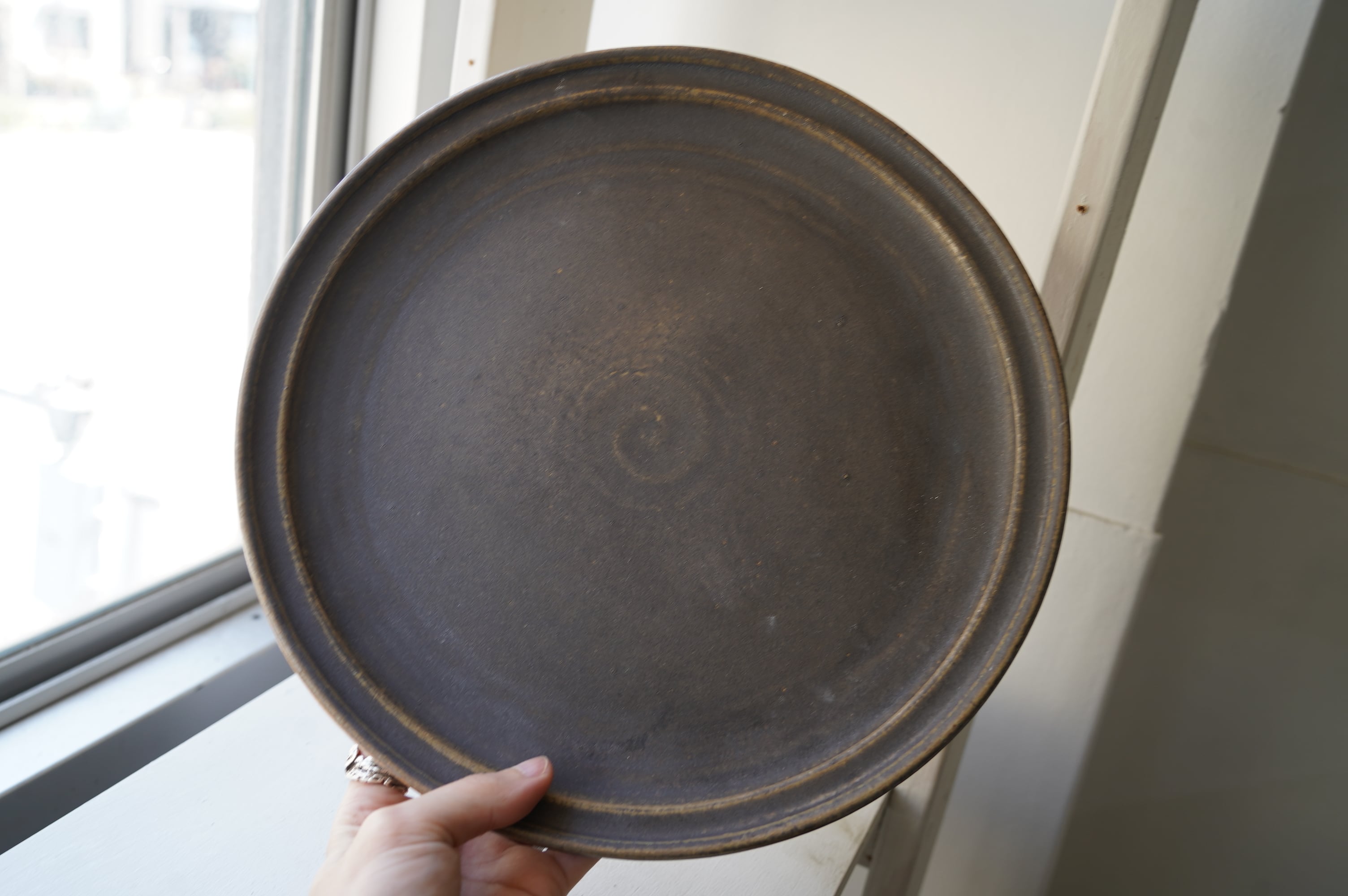 35 夜霧釉9寸プレート 中根楽 3