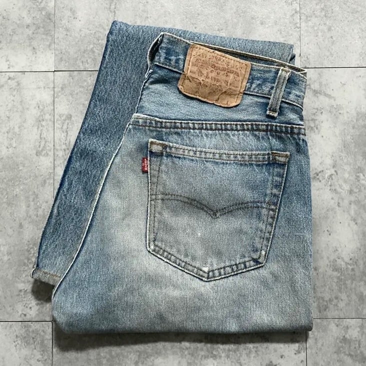 W33 L32】90's US.Levis 501 リーバイス サンベニート工場(553) ボタン