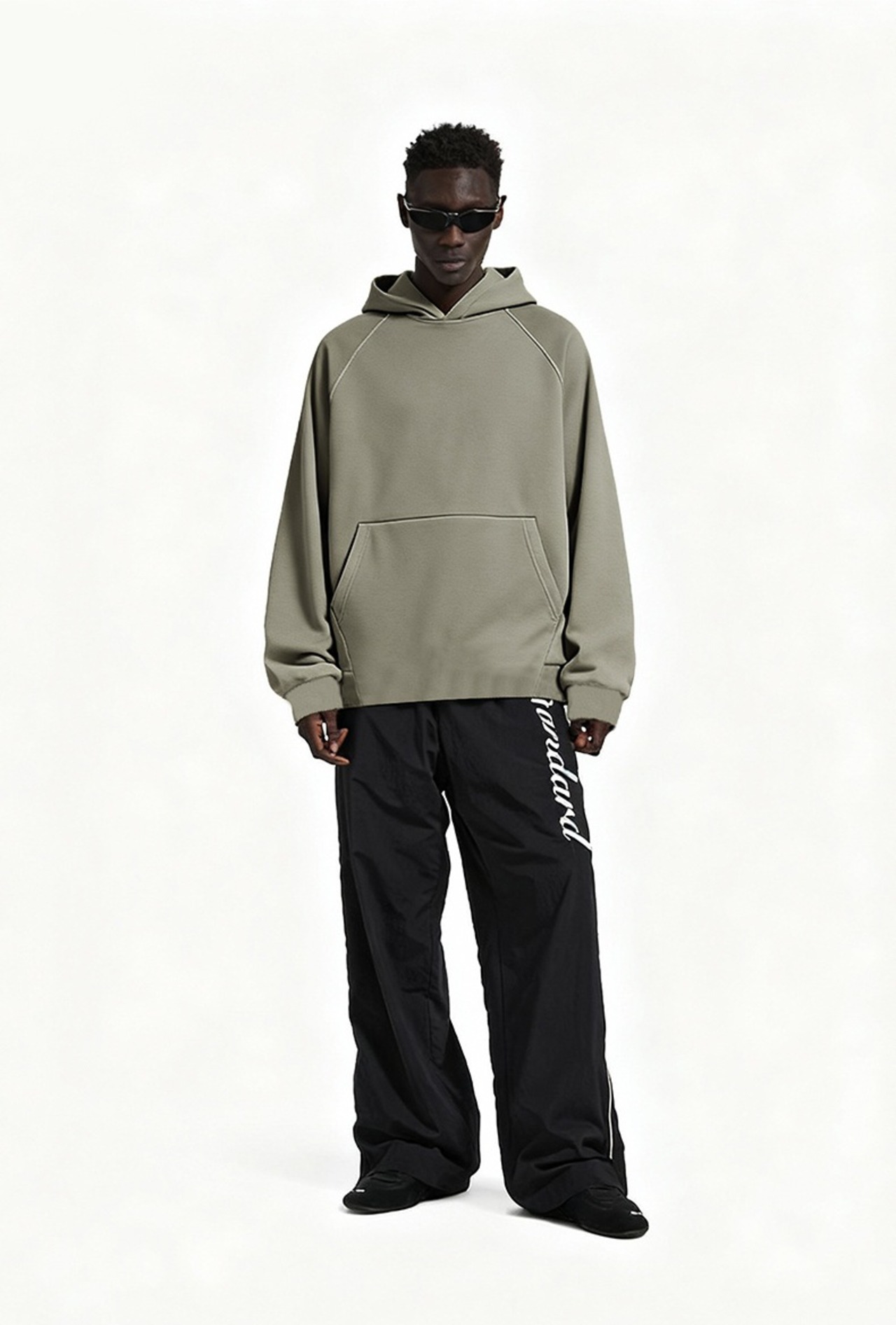 HeiQスマート温度調節 立体裁断プルパーカー