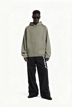 HeiQスマート温度調節 立体裁断プルパーカー