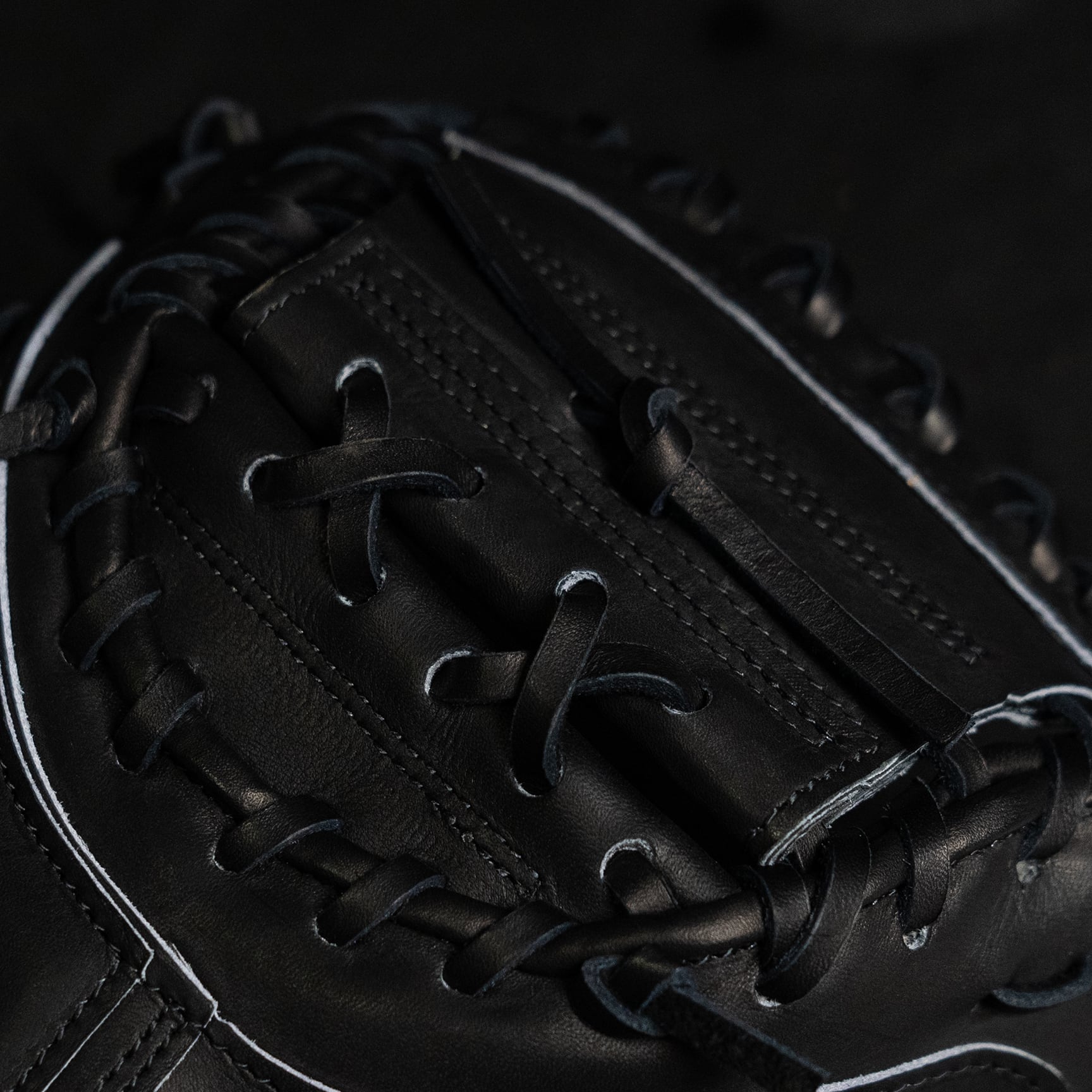 skilled_c.mitt 新品未使用 緑川さんによる型付け仕様 型付けスタートします。 #キャッチャーミット