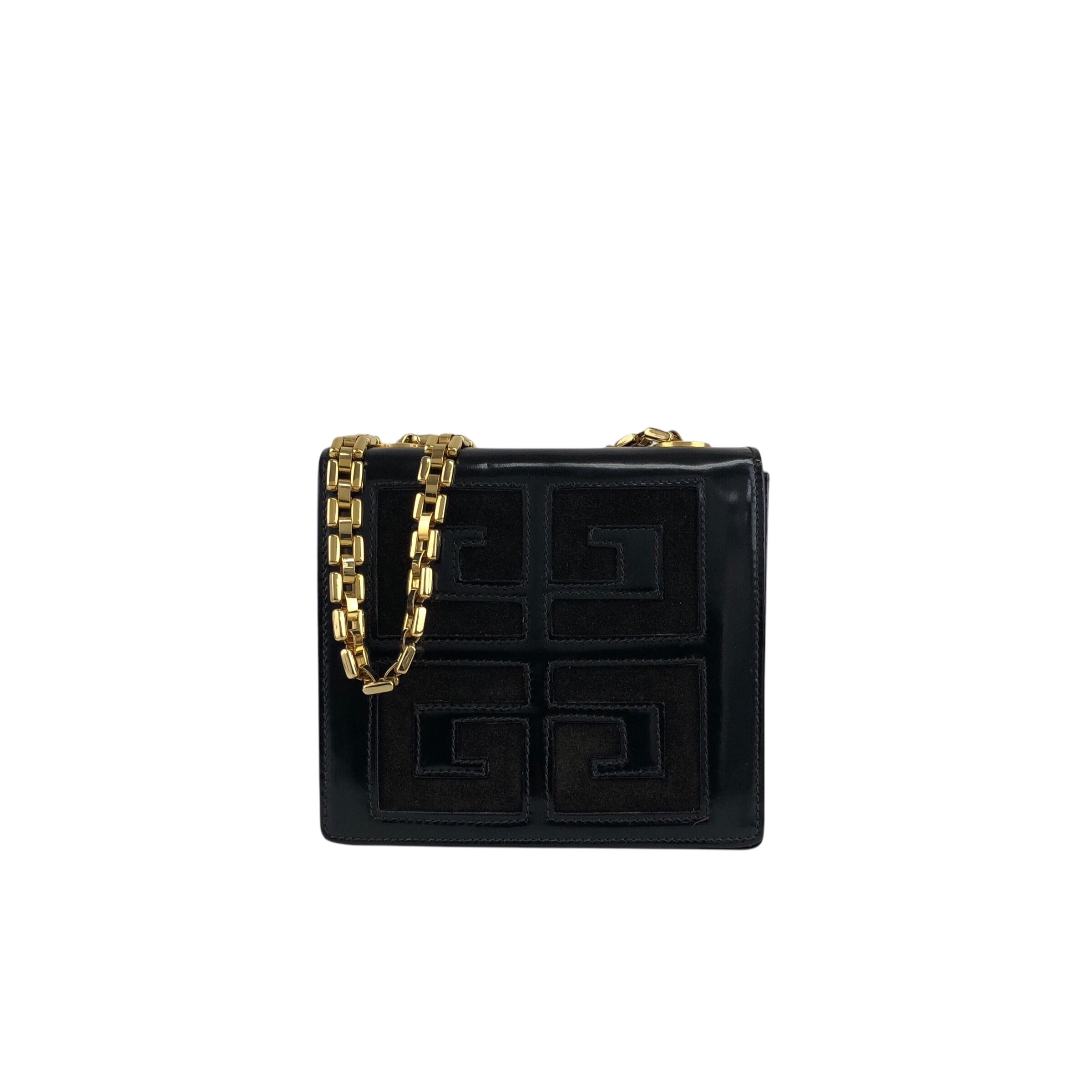 GIVENCHY ジバンシィ ショルダーバッグ ブラック ロゴ エナメルレザー