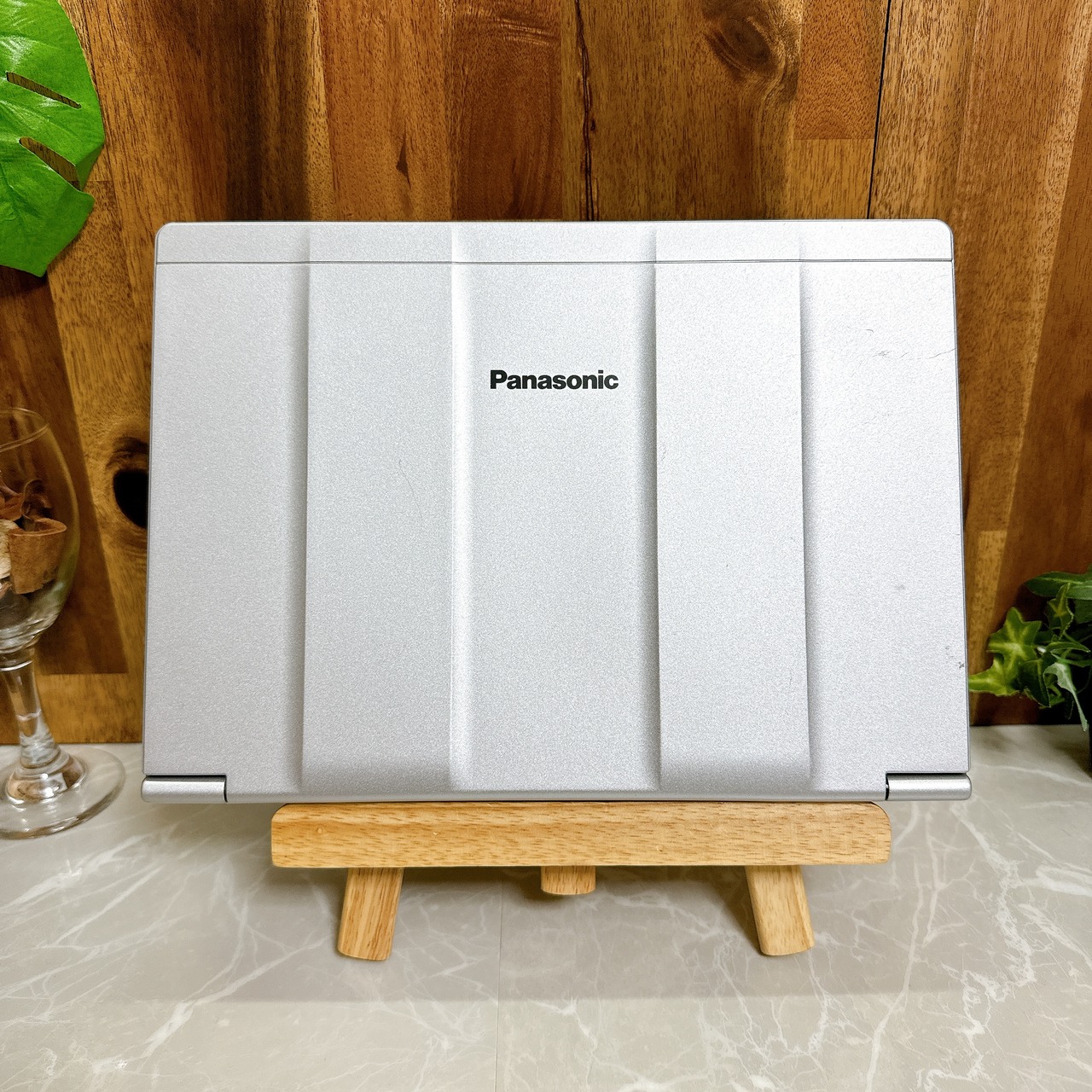 2020年式 Panasonic Let’s note SV9 第10世代Core i5 / メモリ8GB / SSD 256GB / 12.1インチ FHD ノートPC