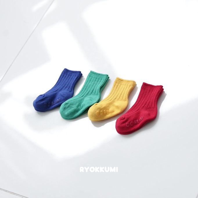 RGB SOCKS SET ( 4in1) | RYOKKUMi.りょくみ/韓国子供服