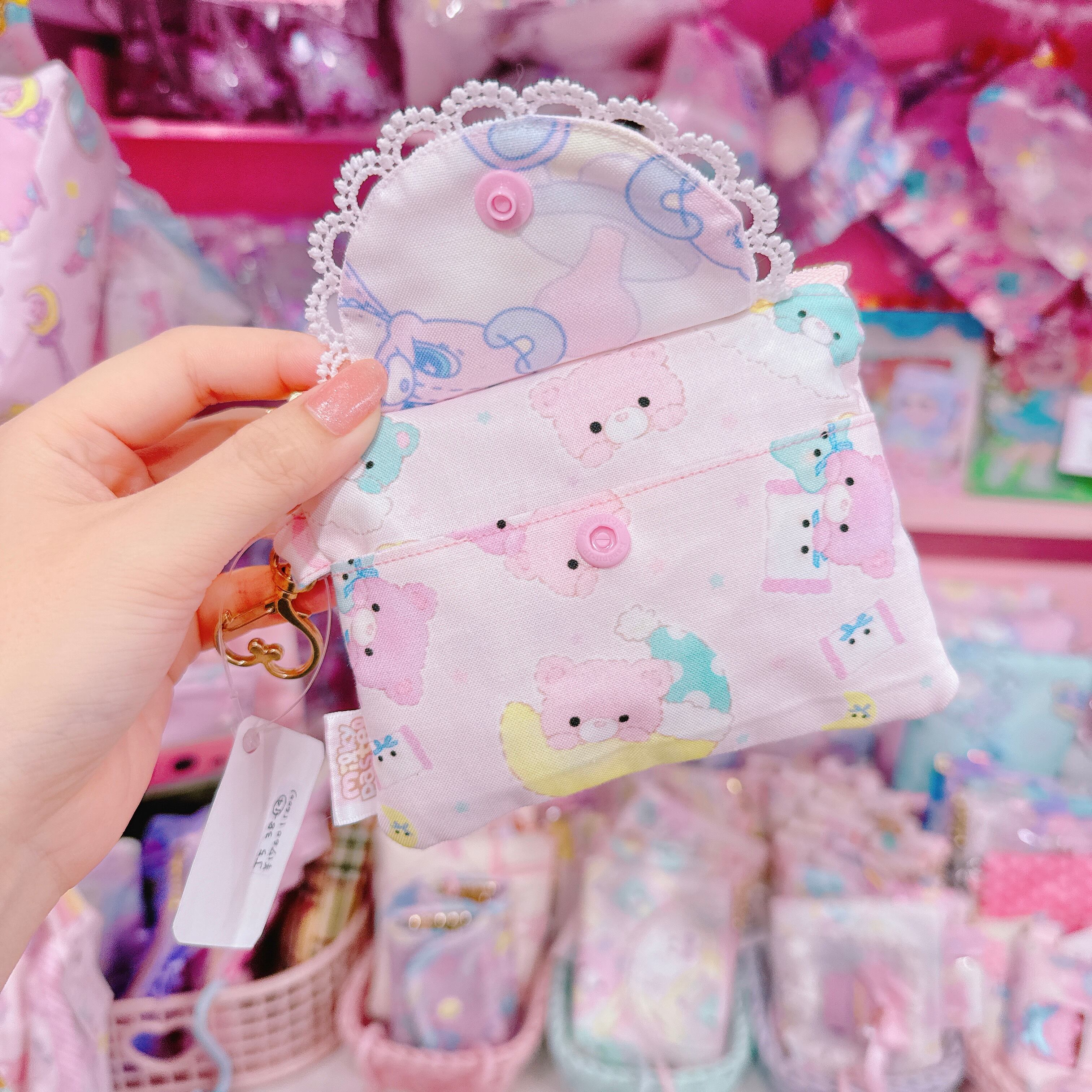 【J5】38-14キーホルダー付きポケットティッシュケース