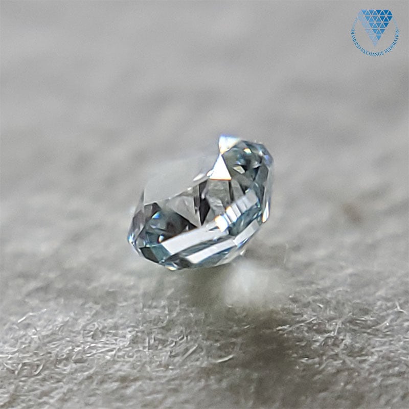0.051 ct FANCY GREENISH BLUE VS2 CGL 天然 ブルー ダイヤモンド クッション シェイプ | DIAMOND  EXCHANGE FEDERATION