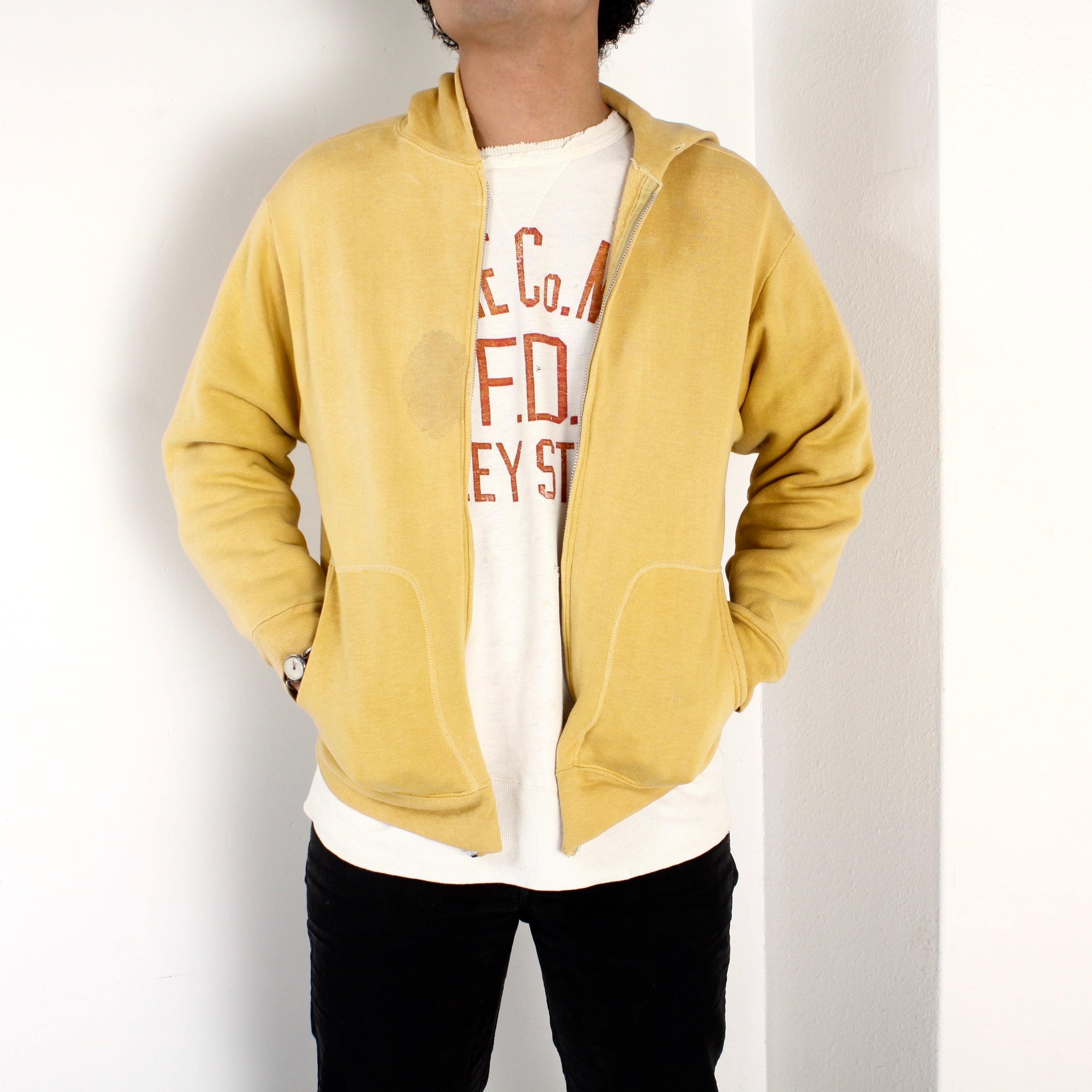 0459. 1960's zipup sweat hoodie mustard 60s 60年代 ヴィンテージスウェット フェード ジップパーカー  vintage ヴィンテージ us古着 古着