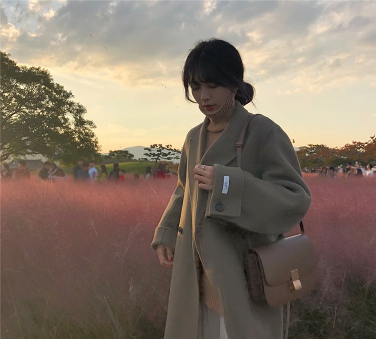 人目を引く美人女性 羊毛布ロングセクションゆったりする 韓国 レトロ簡約 ウールコート両面