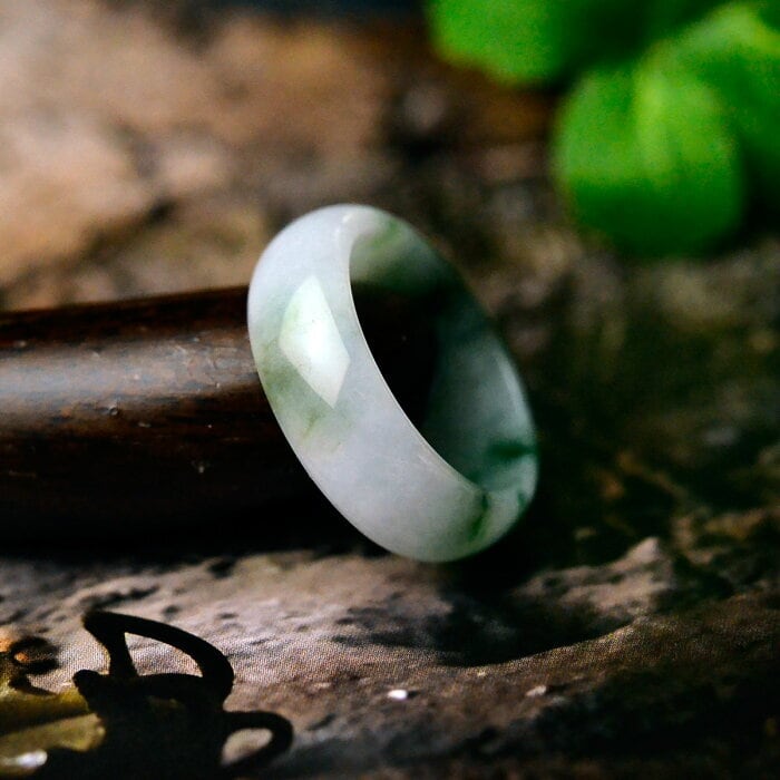 天然翡翠くりぬきリング 指輪 氷質 15号 | 天然石の卸屋