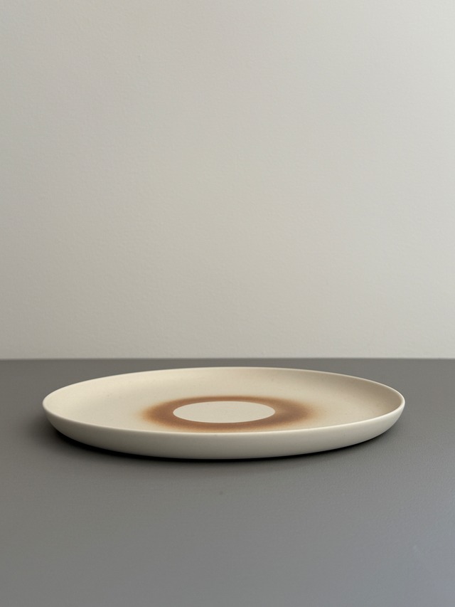 2016/ Plate 210 / Spray Color  Kirstie van Noort