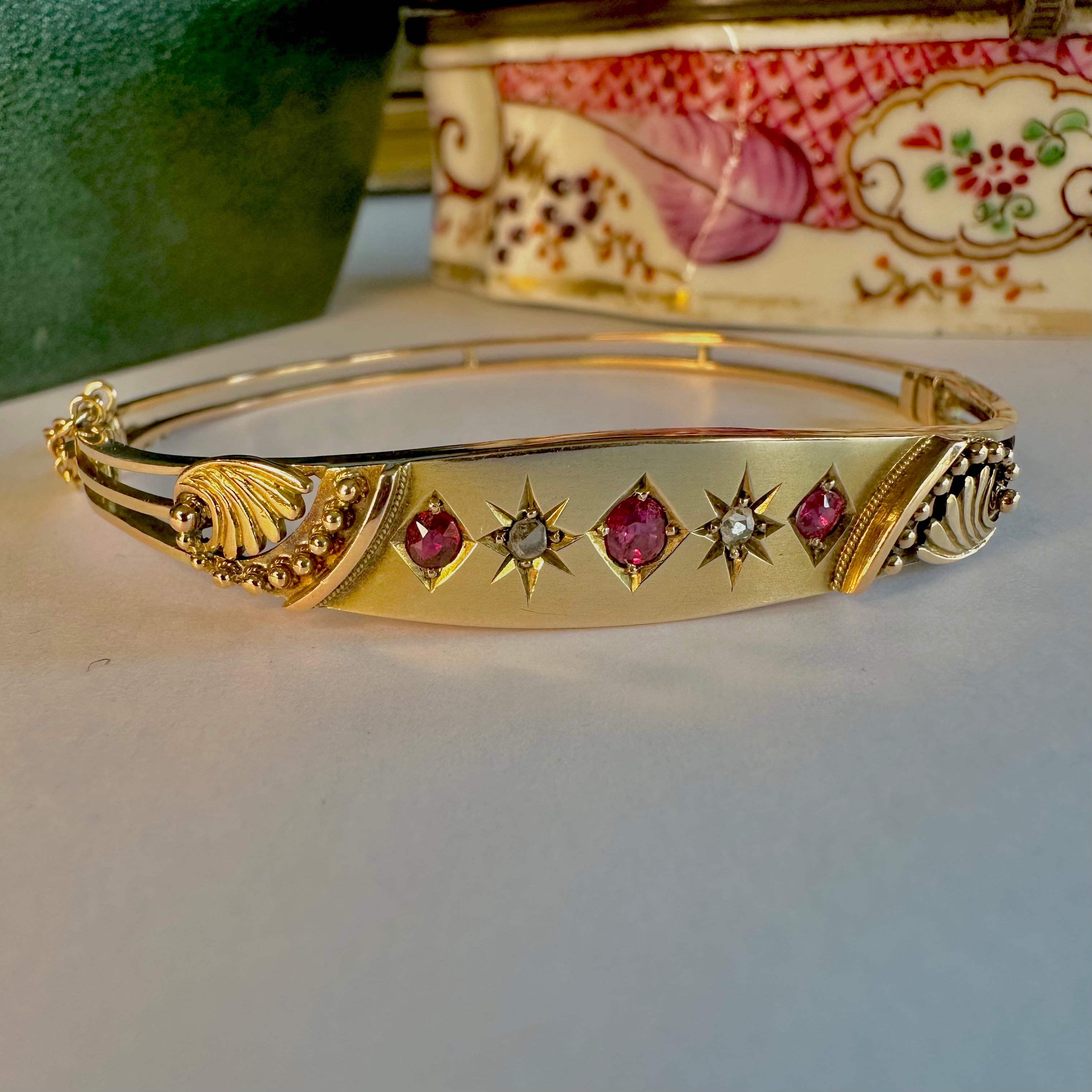 Bracelet, Bangle | Maria Alonso Antiques