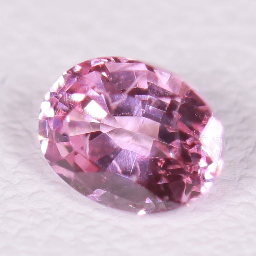 超激レアカラー】『天然シルキーレッドスピネル』0.95ct タンザニア産