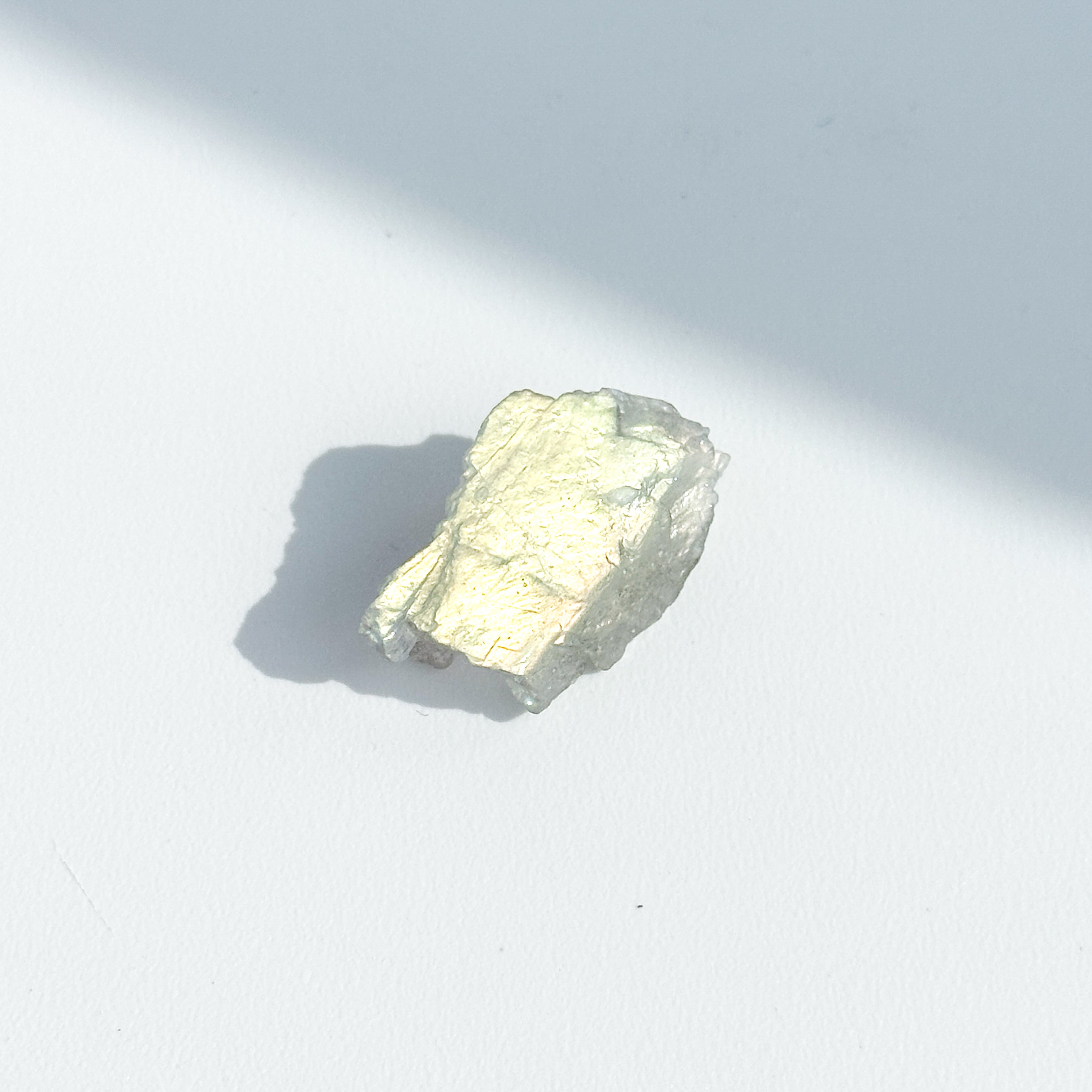 ホワイトラブラドライト 原石63◇ White Labradorite ◇天然石・鉱物