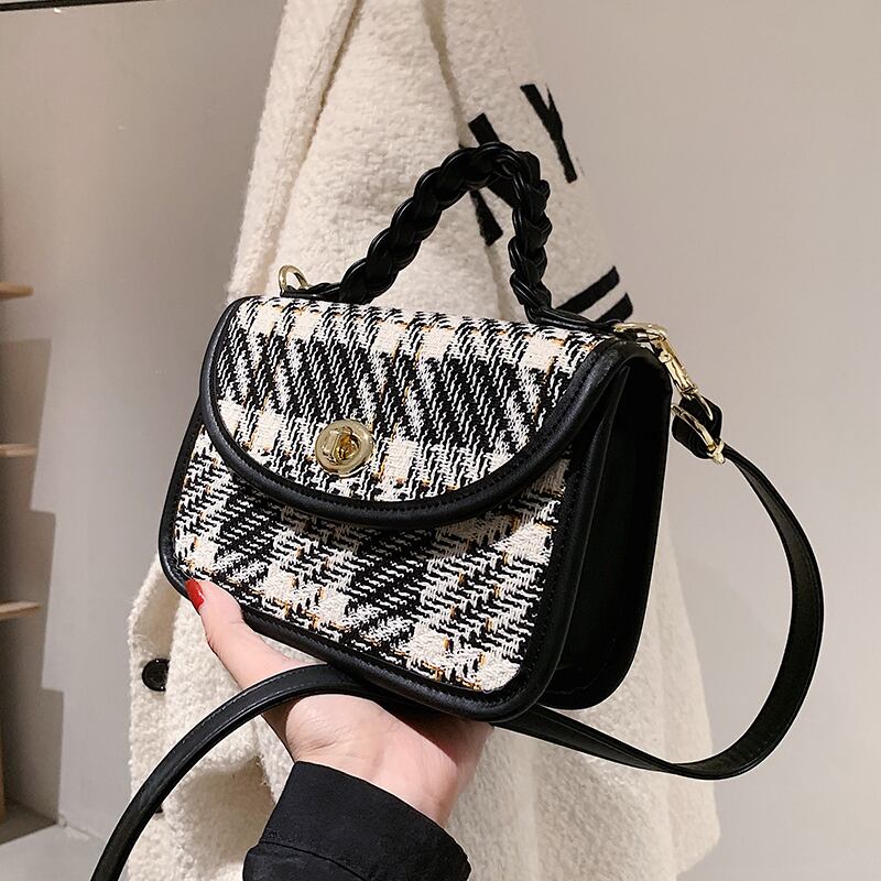 レッドスタイルオータム 秋物 スクウェア メッセンジャーバッグ Tiancai_Wing_Bag32064588260