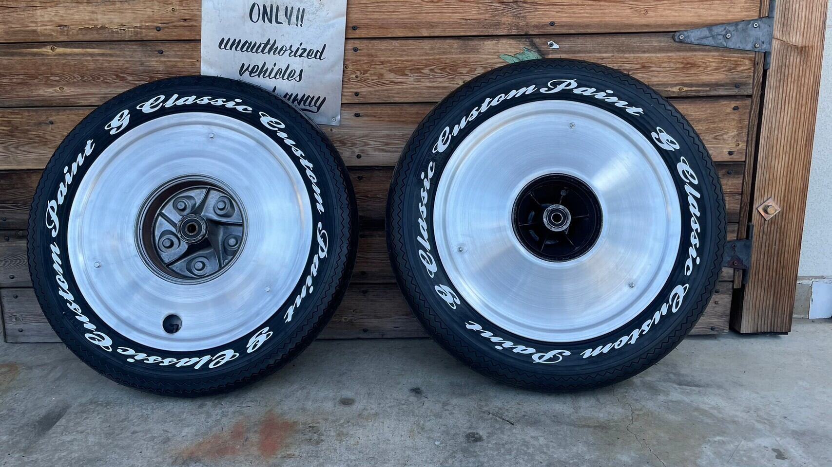 ザキ(sr400ホイール) YAMAHA 【メーカー在庫あり】 Q5K-YSK-008-M02 ヤマハ純正