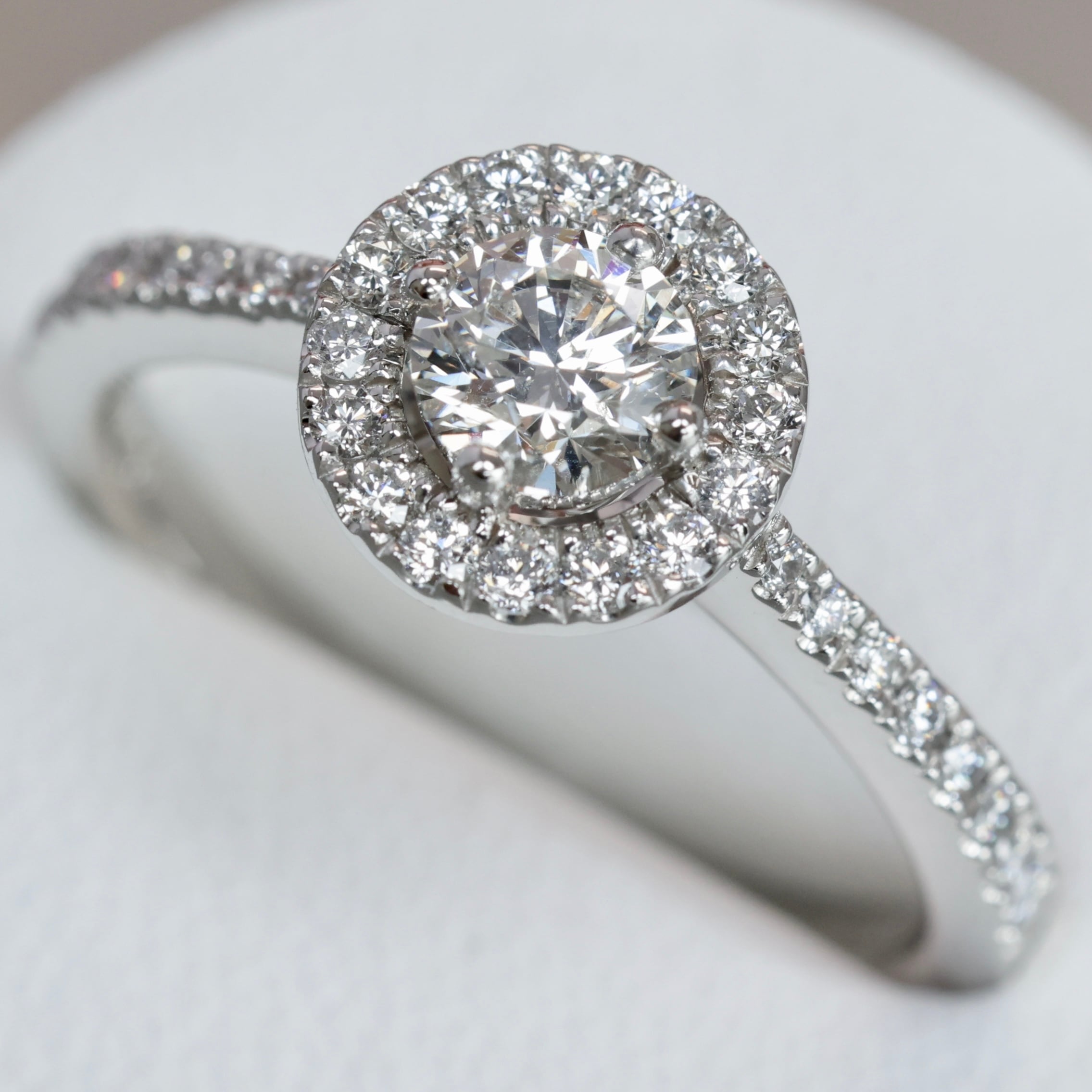Pt900 フォーエバーマーク ダイヤモンド 0.50ct F SI2 VG 0.26ct 