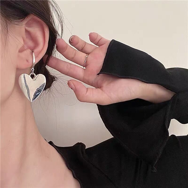 【予約】silver heart ear cuff