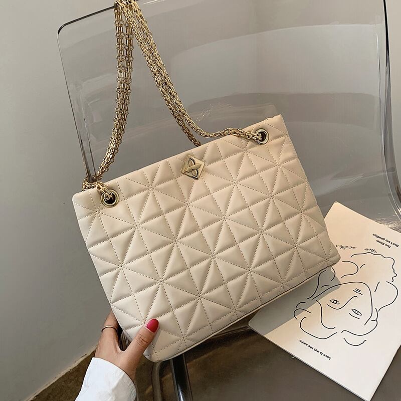 バッグレディース大容量2020ニュートレンディネットレッドオーシャンロンビックチェーンショルダーバッグ原宿トートバッグ Tiancai_Wing_Bag7175015