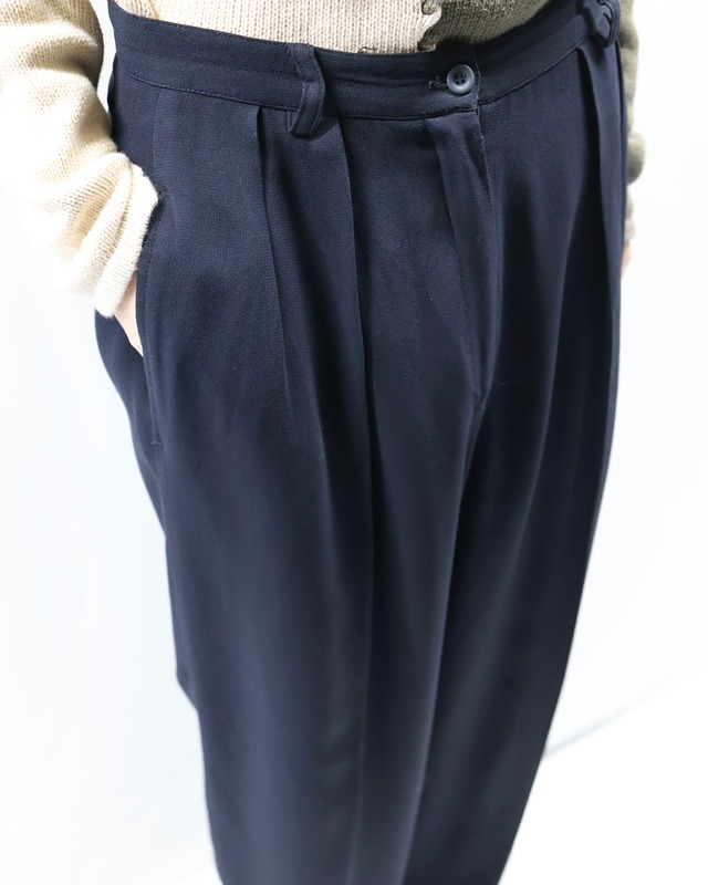 2tuck wide slacks