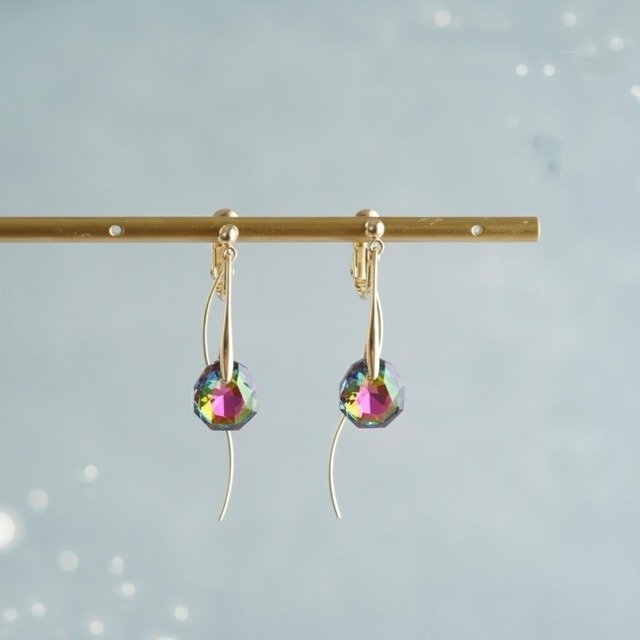 揺れる一粒イヤリングゴールド/シルバー　秋冬イヤリング