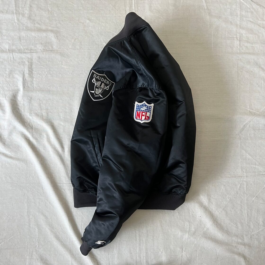 RAIDERS新品Russell レイダース NFL スタジャン（USA製 80