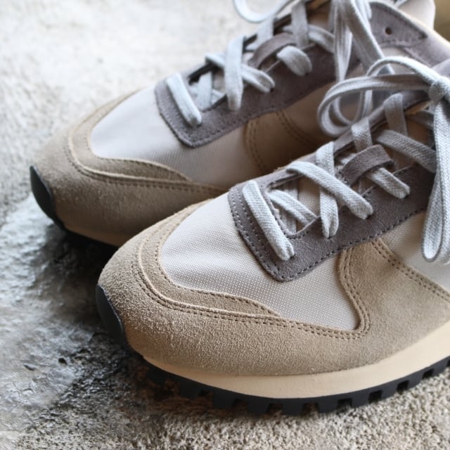 NOVESTA ノベスタ MARATHON TRAIL （GRAY×BEIGE） | C.COUNTLY