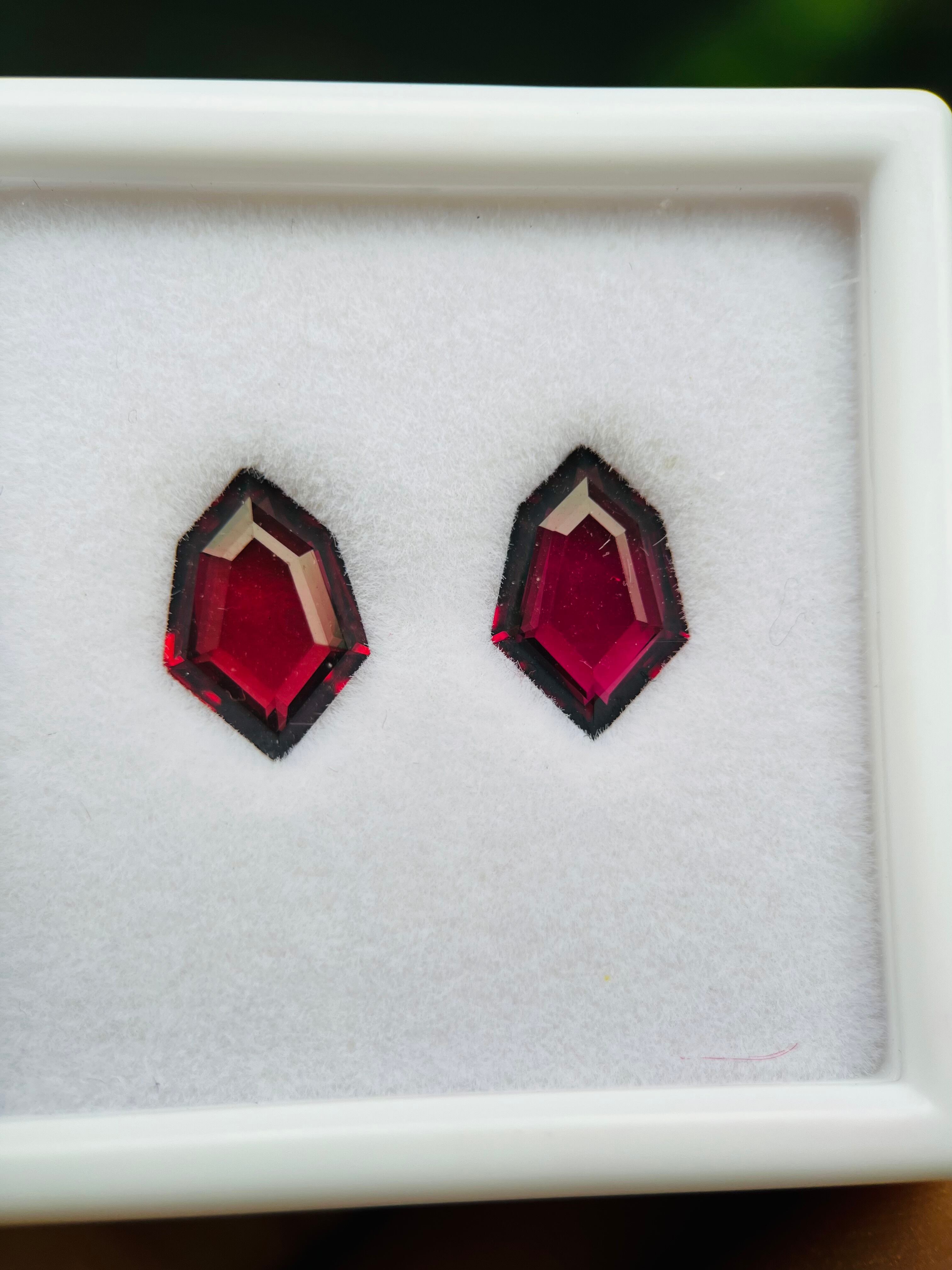 ブルースピネ1.38ctNatural blue Spinel 日本宝石ソー付 | Pay ID