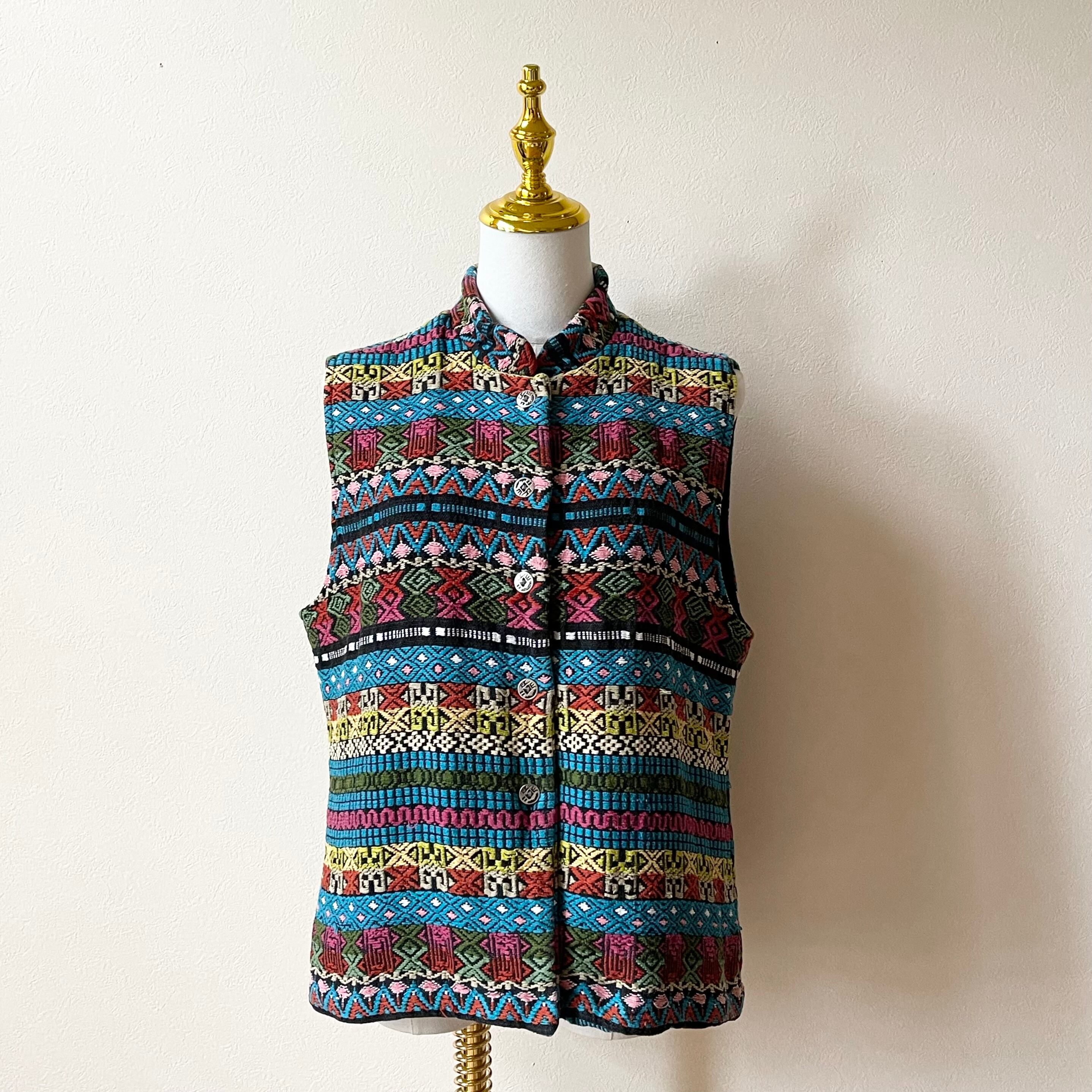 CHICO'S 90s India Embroidery Vest H27