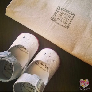 《First Baby Shoes》Model : NINA ファーストシューズ手作りキット White × Pink
