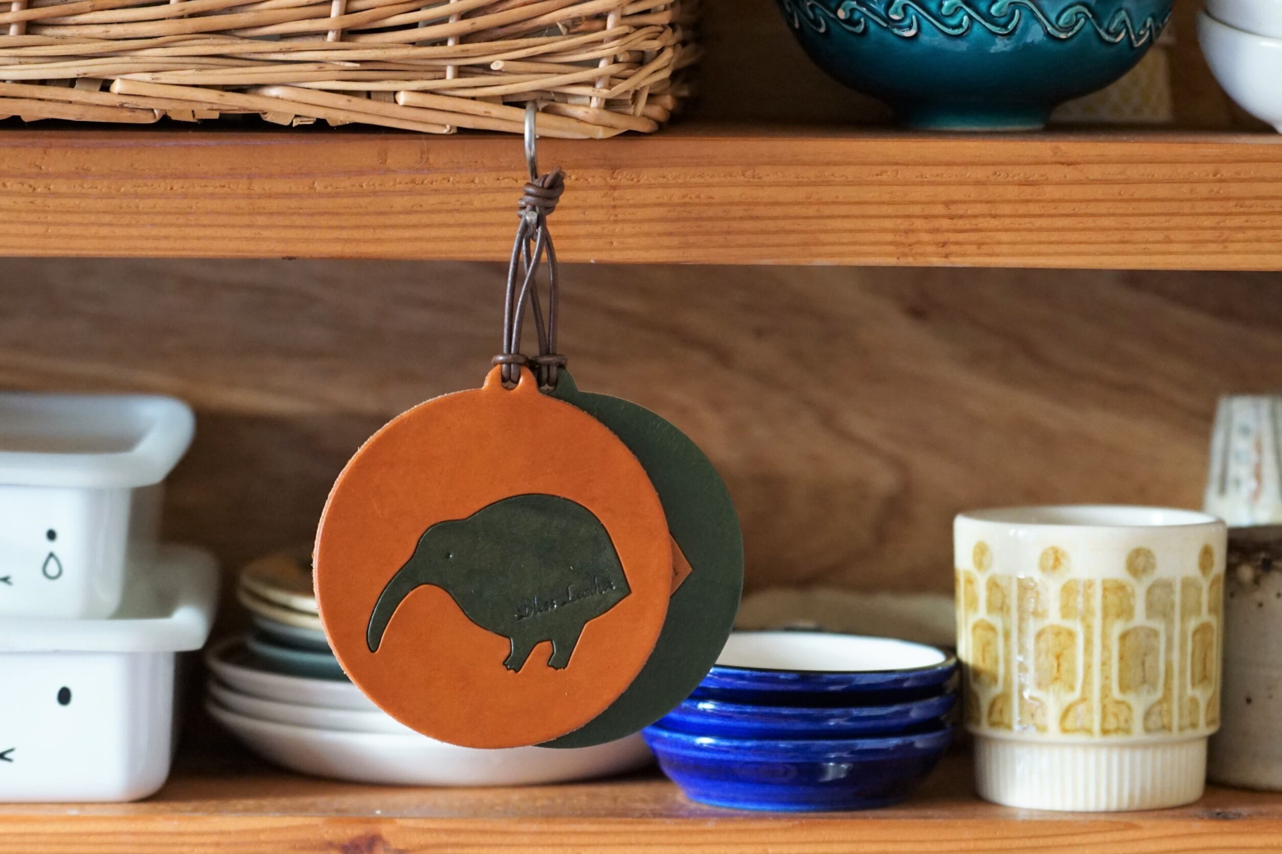 KIWI コースター 2枚セット | 革細工とニュージーランド雑貨のお店