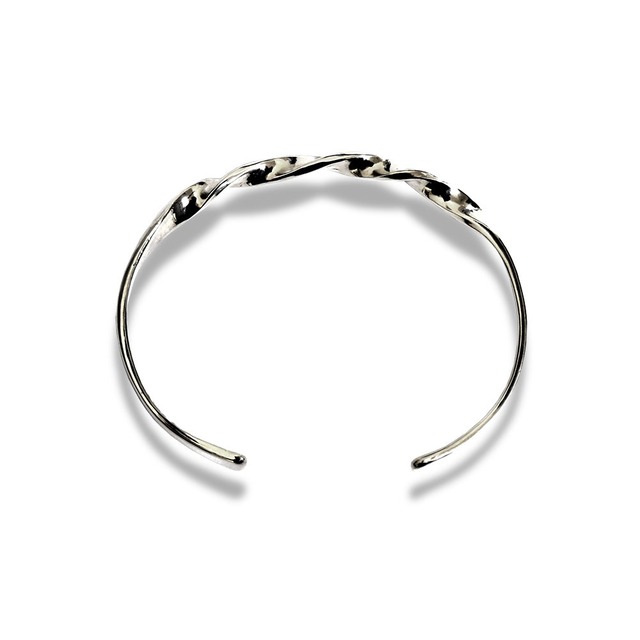 【送料無料】Twist Bangle by Diamante Collection【品番 19A2002】