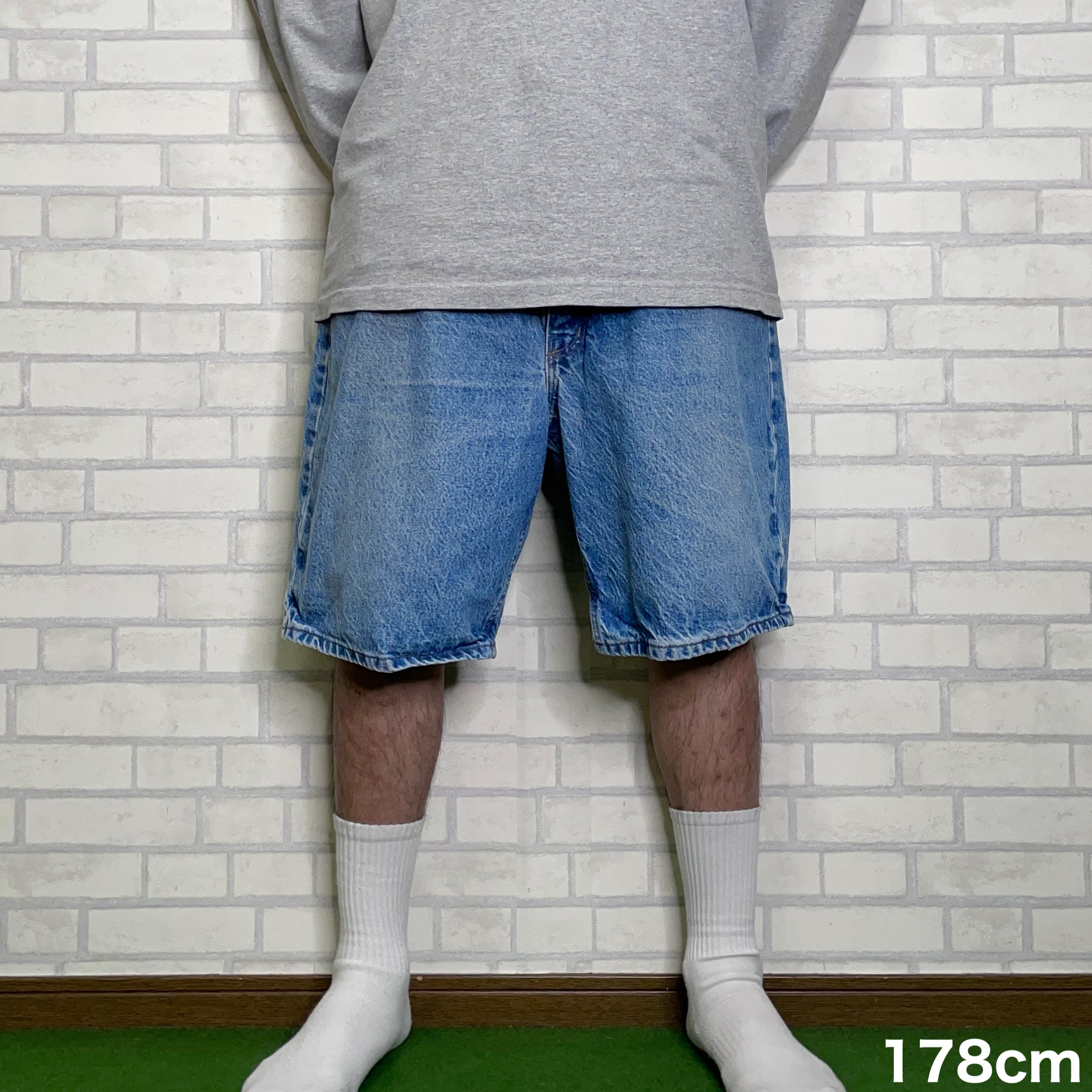Carhartt 【Made in USA 】デニムショーツ W42 革パッチ 状態良好 