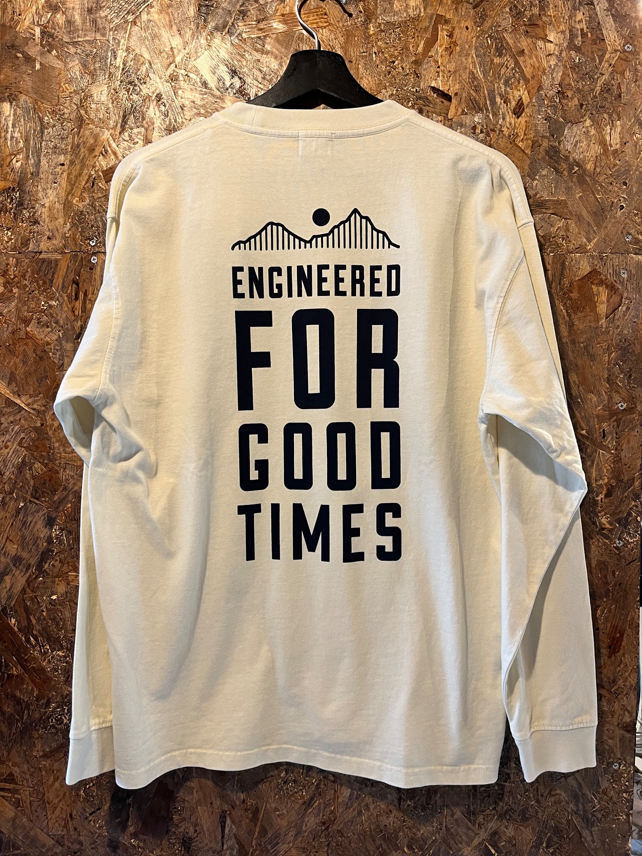 ロングスリーブグッドタイムTee(ピグメント)