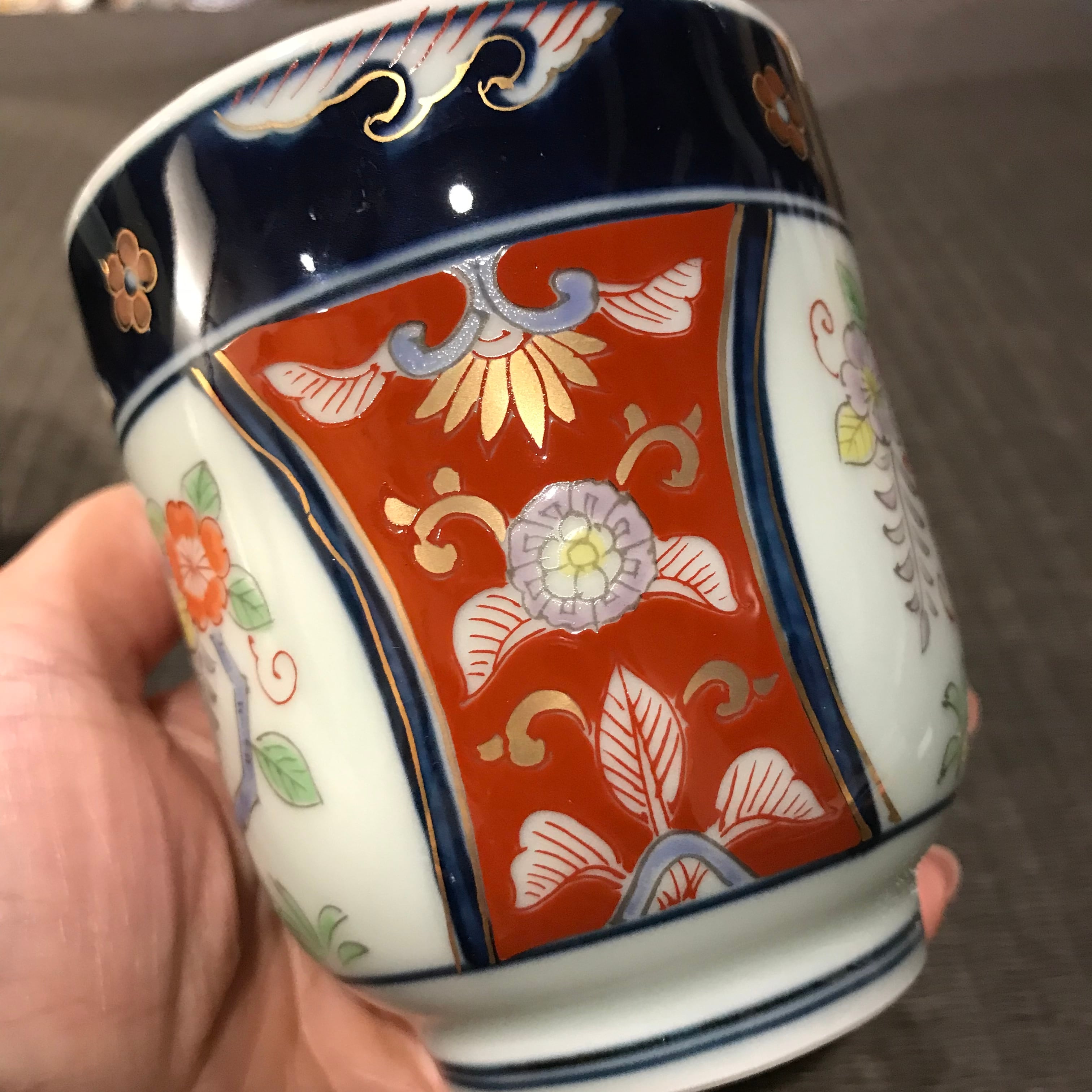 美術品/アンティーク色鍋島焼　瀬兵窯　肥前伊万里　藤花山水絵　超大皿　飾皿　直径33.5cm　美術品