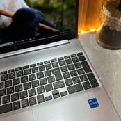 準美品2024年製‼️HP 250 G9☘SSD256GB☘ノートパソコン