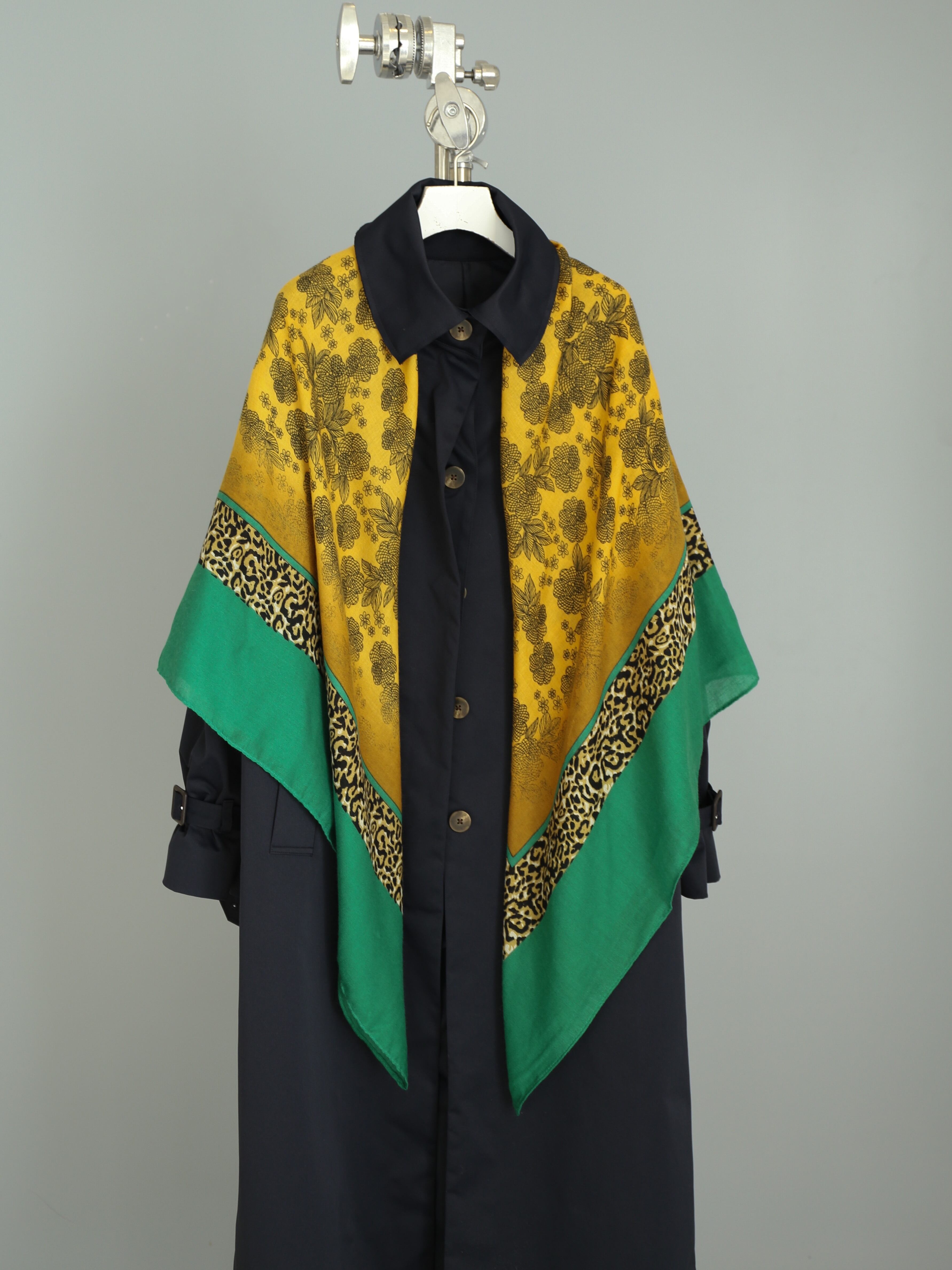 soutien collar scarf coat(navy) | chicshabu.com