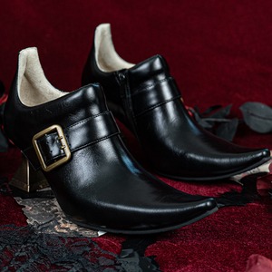 エンチャンテッド　ウィッチブーツ　M25137