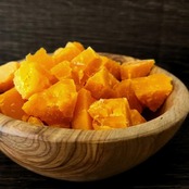 フランス産かち割りグラスフェッド ミモレット 22ヶ月熟成 ハードチーズ 香ばしいナッツの風味と濃厚なコク 極上の熟成チーズ体験 Crushed French Grassfed Mimolette 22-Month Aged Hard Cheese Rich Nutty Aroma and Deep Flavor An Exquisite Aged Cheese Experience (200g)