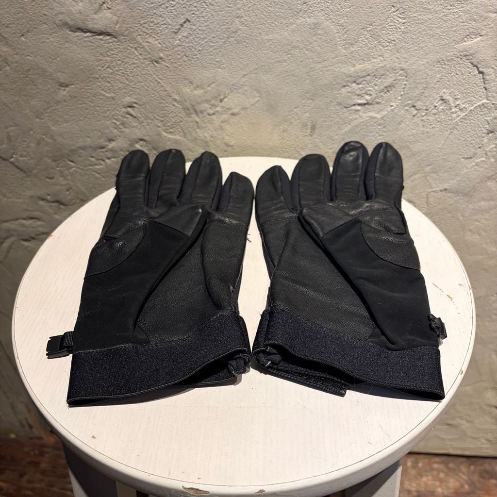 STONE ISLAND ストーンアイランド SOFT SHELL R GLOVES 手袋 711592174